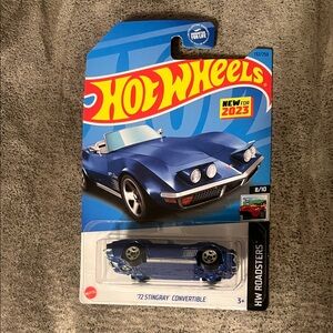 NIP Hot Wheels Roadsters Blue '72 Stingray Convertible